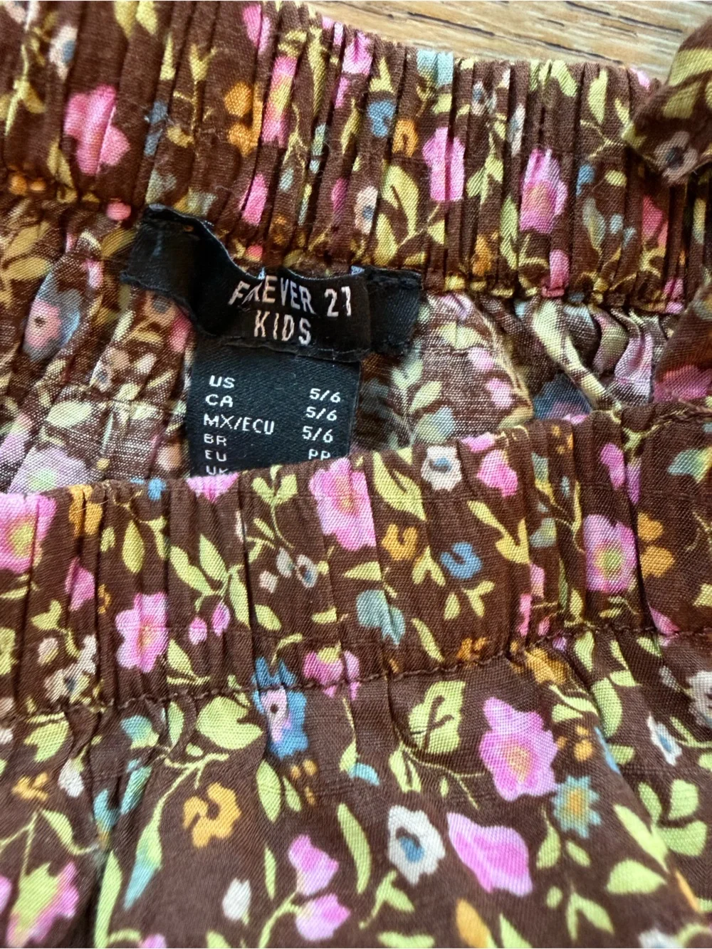 Girls Size 6 Target Bundle Shorts/Joggers/Jeans and Matching Floral Piece Set
